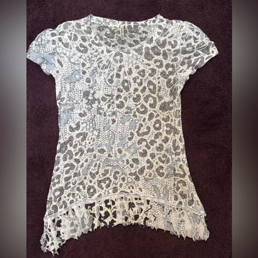 Shirt/Top by Cubism
